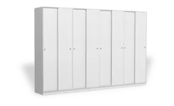 Ocho puertas correderas